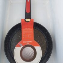 Poêle non adhésive - 27cm