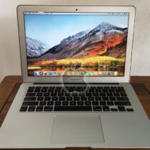 MacBook Air 13.3’’ 2013 - i5 1.3 GHz - 128Go SSD/4Go Ram - Occasion avec 2 mois de garantie.