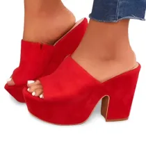 Mules compensées - Pointures. 37 à 41 - Rouge